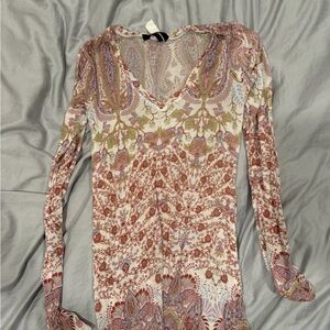 BCBG Elegant Paisley Long Sleeve